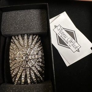 victoria wieck watch